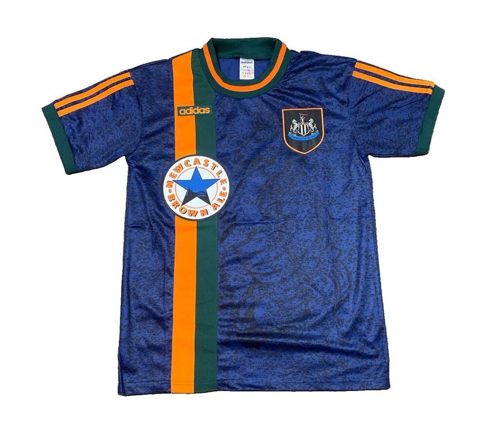 Newcastle United | Men’s Large Retro Jersey
